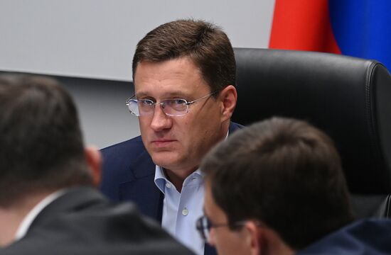 Совещание по социально-экономическому развитию СКФО