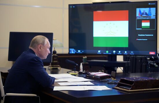 Президент РФ В. Путин по видеосвязи принял участие в заседании лидеров ОДКБ