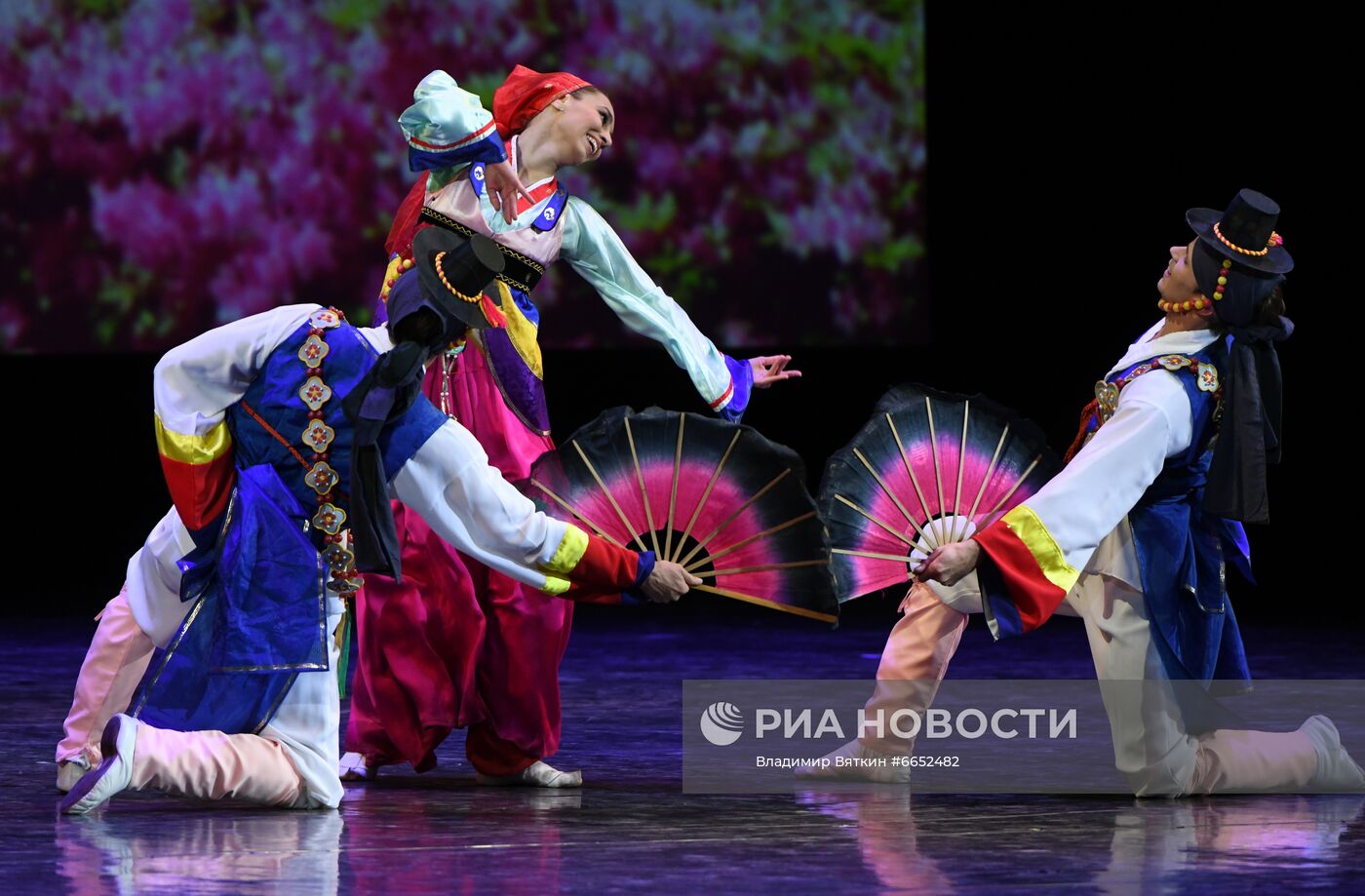 Открытие 85-го концертного сезона Балета Игоря Моисеева