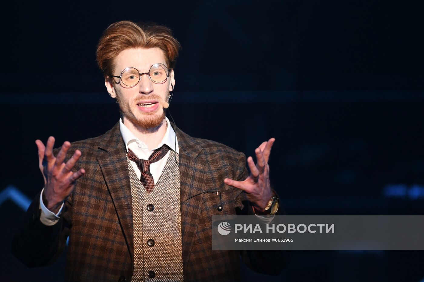 Премьера спектакля "Безымянная звезда"