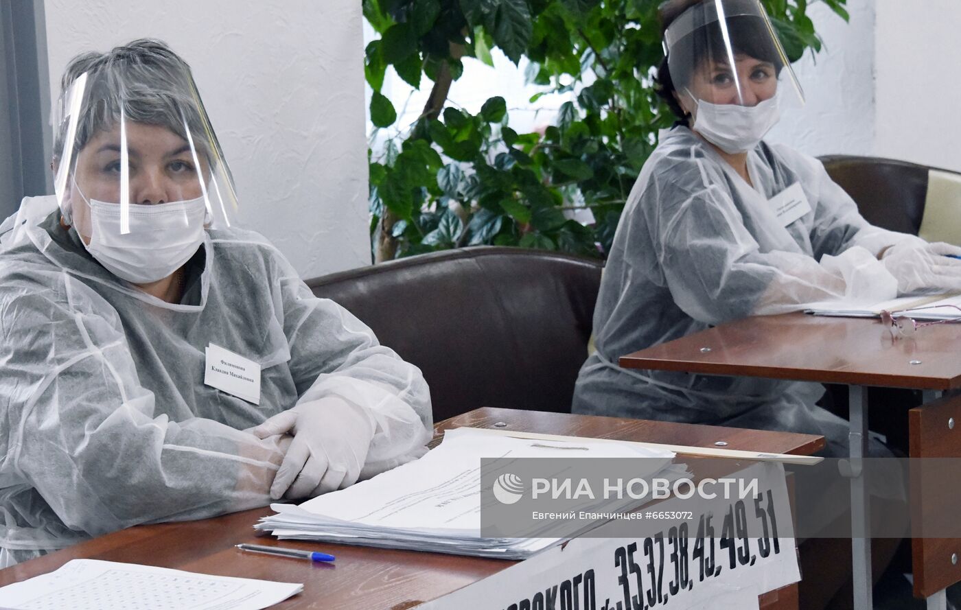 В России стартовали выборы депутатов Госдумы, законодательных органов и глав субъектов федерации