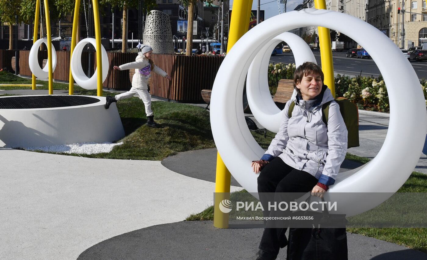 В Москве открыли часть нового парка на Павелецкой площади