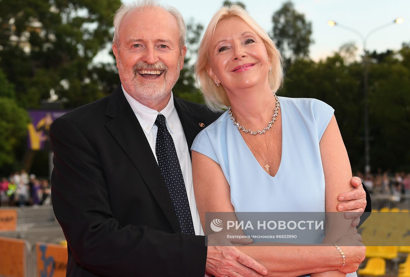 Церемония открытия фестиваля российского кино "Кинотавр"