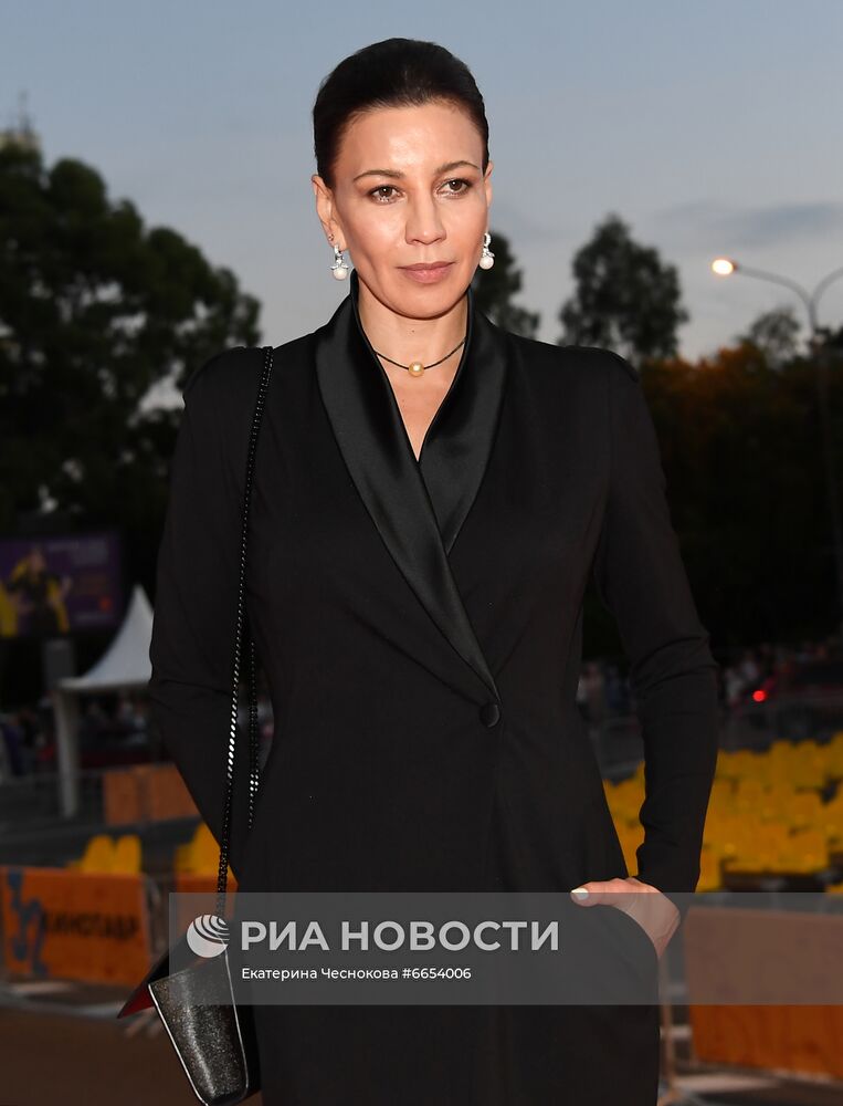 Церемония открытия фестиваля российского кино "Кинотавр"