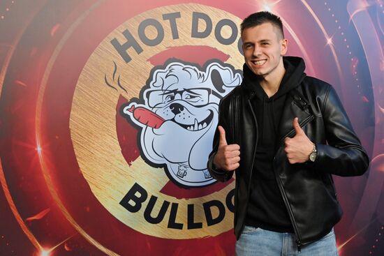 Открытие сети ресторанов Гарика Харламова "Hot Dog Bulldog"
