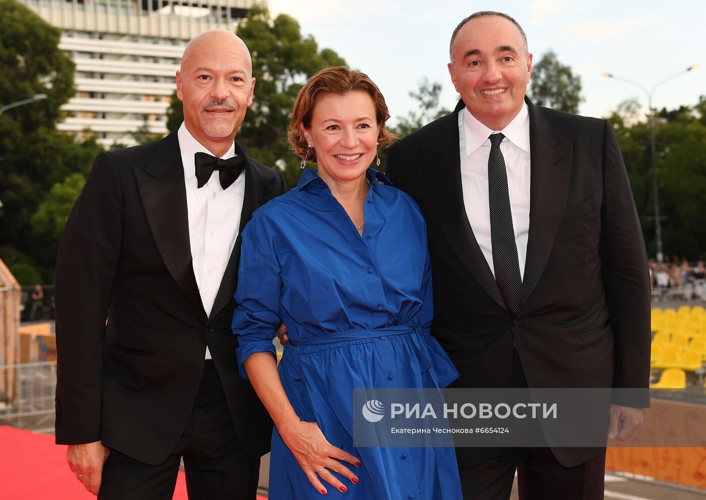 Церемония открытия фестиваля российского кино "Кинотавр"