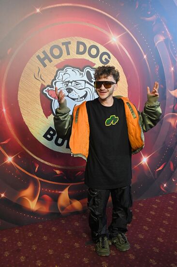 Открытие сети ресторанов Гарика Харламова "Hot Dog Bulldog"