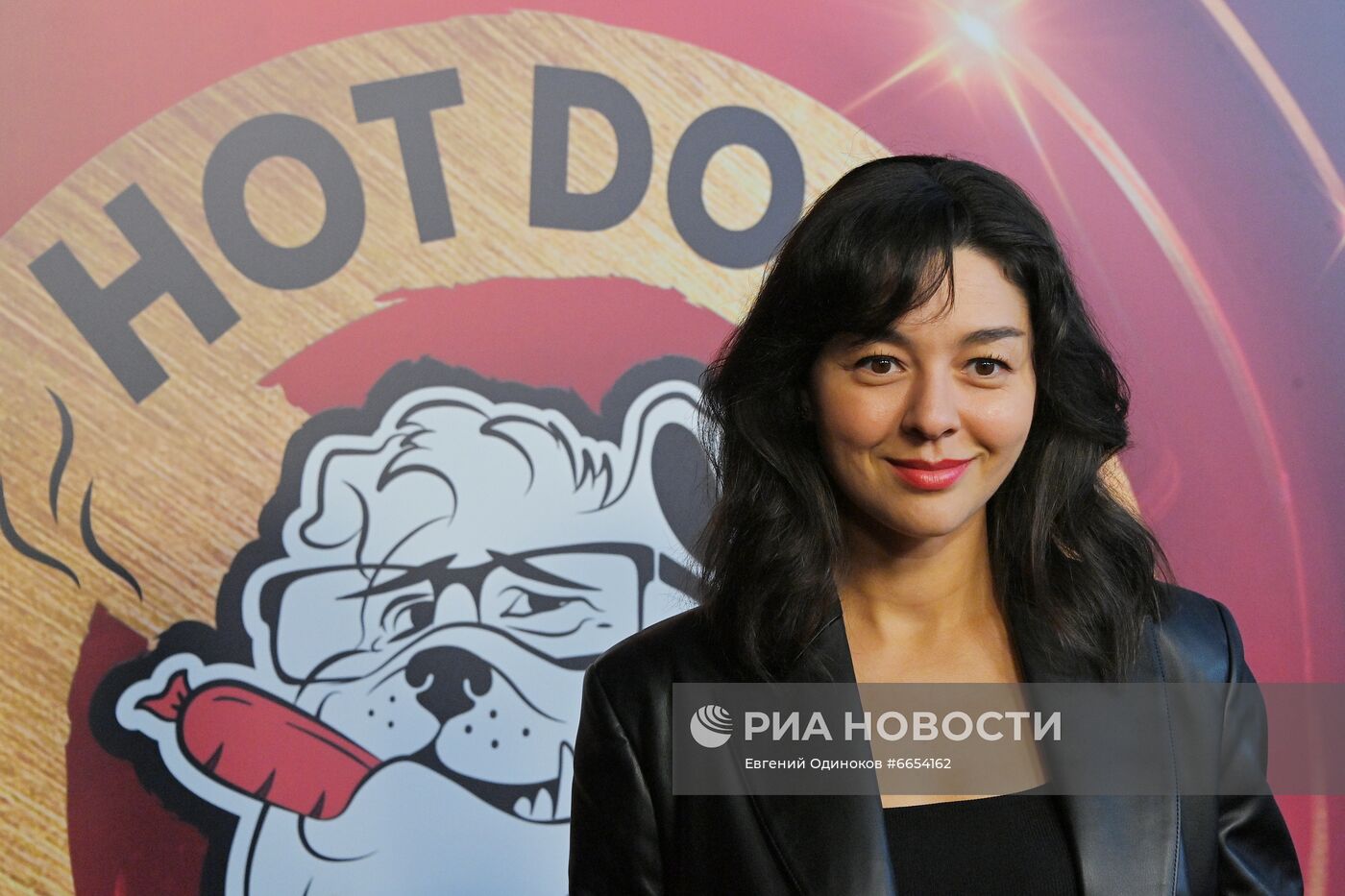 Открытие сети ресторанов Гарика Харламова "Hot Dog Bulldog"