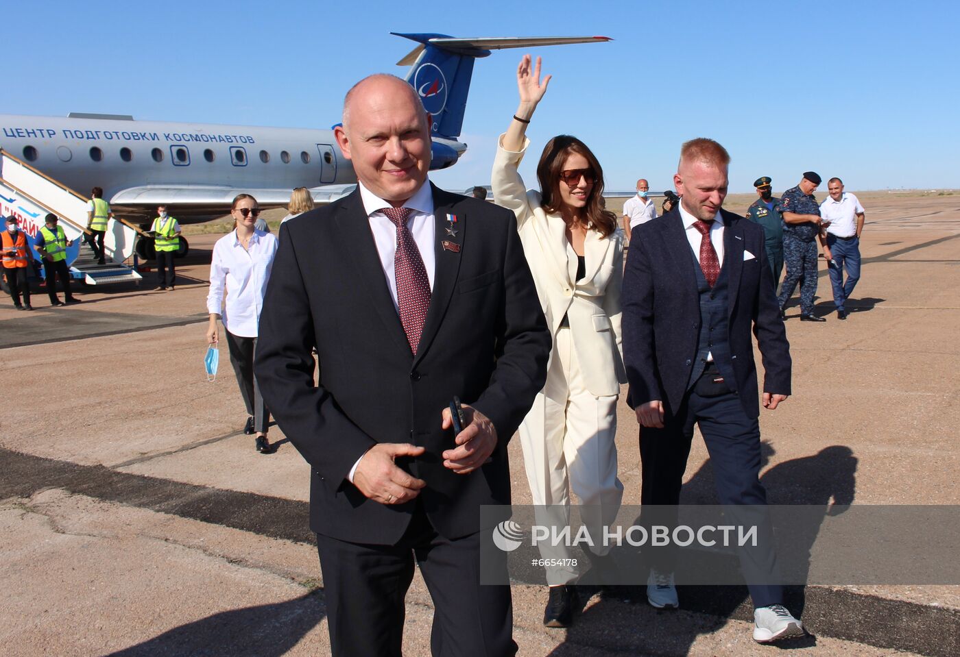 На Байконур прибыли экипажи корабля "Союз МС-19"
