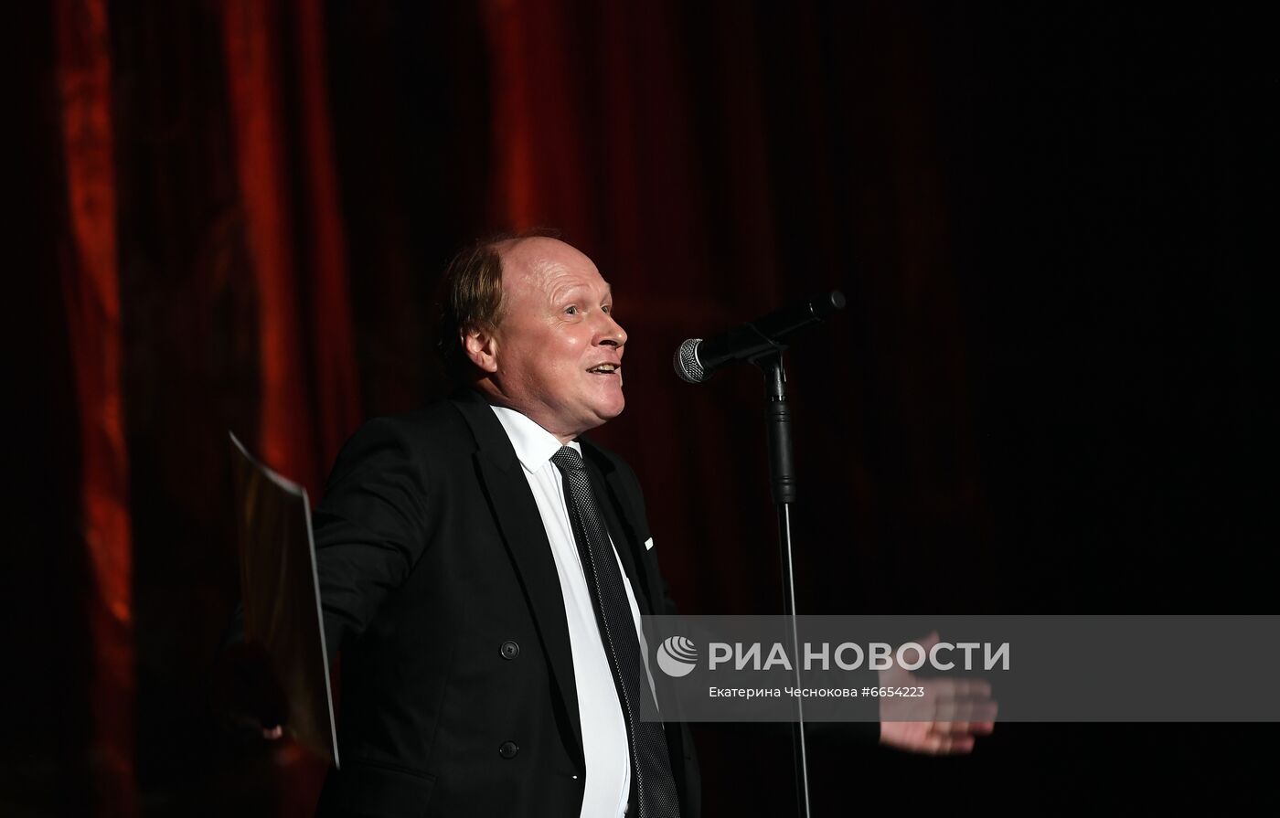 Церемония открытия фестиваля российского кино "Кинотавр"