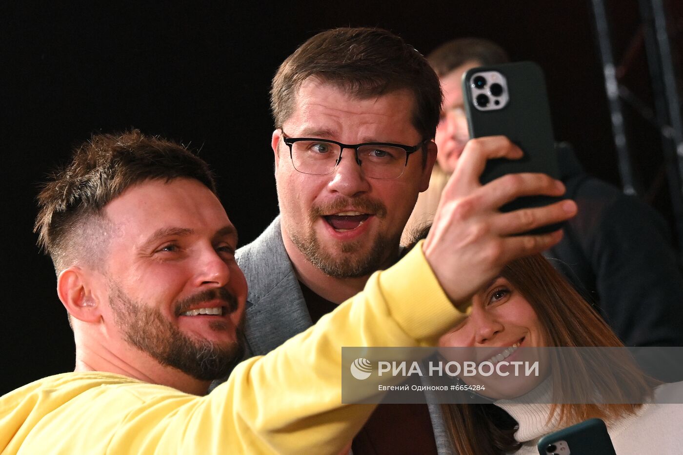 Открытие сети ресторанов Гарика Харламова "Hot Dog Bulldog"