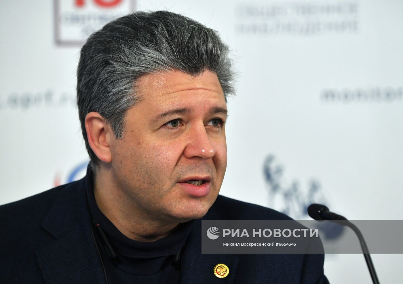 Работа ситуационного центра по наблюдению за выборами в Общественной палате РФ