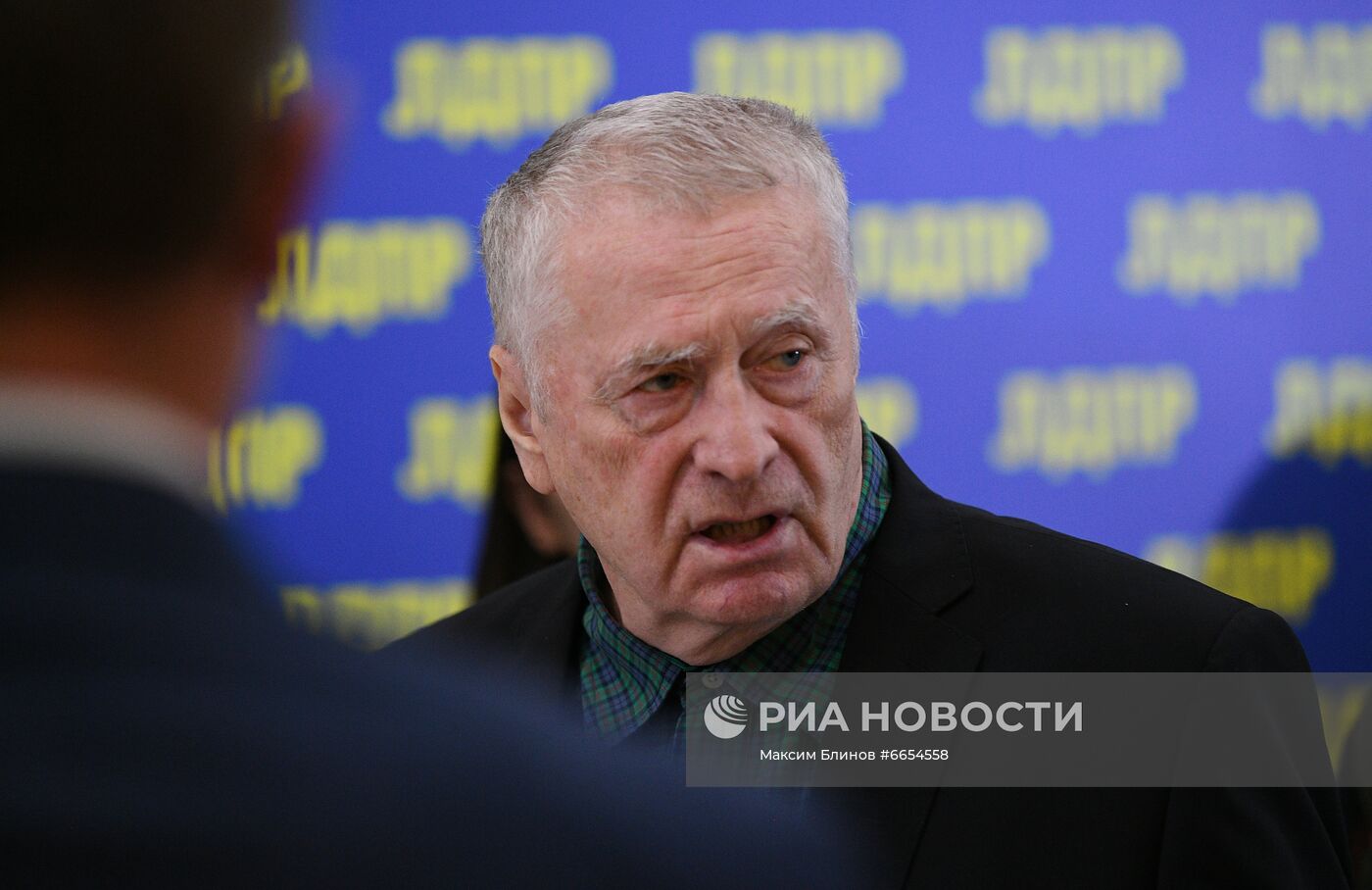 Работа штабов политических партий по контролю за выборами