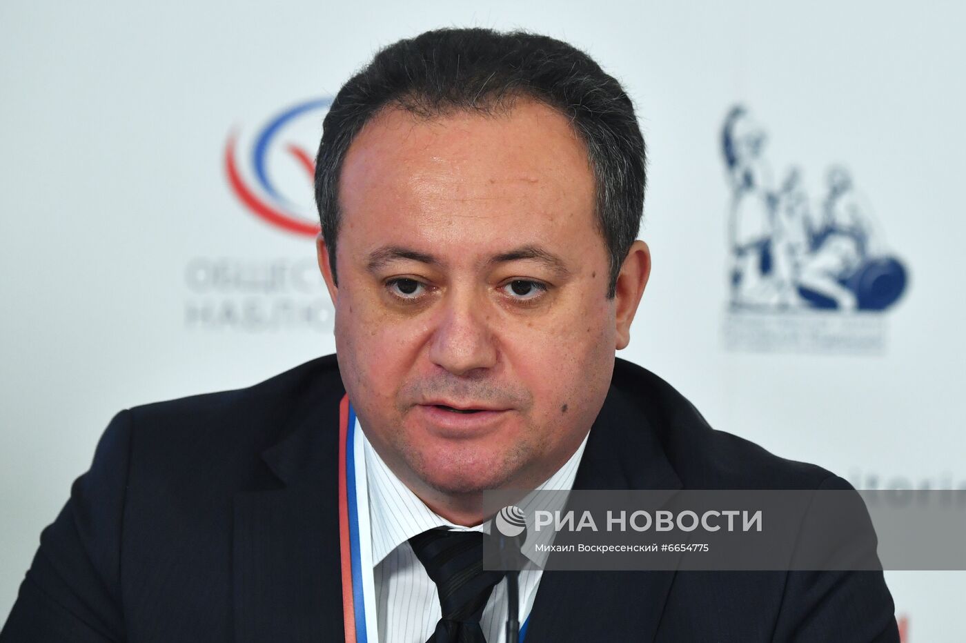 Работа ситуационного центра по наблюдению за выборами в Общественной палате РФ