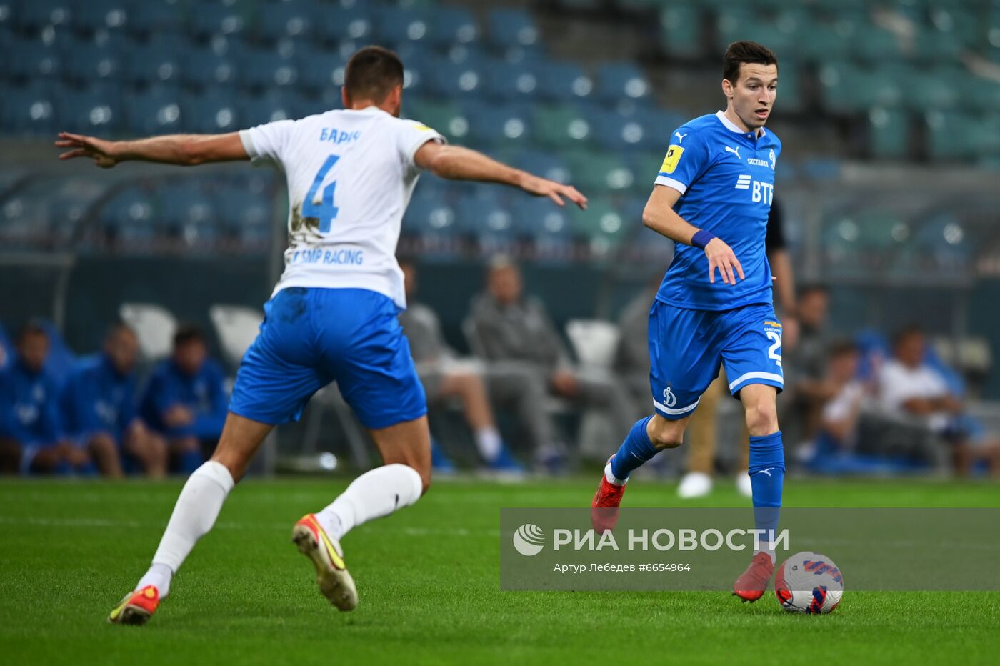 Футбол. РПЛ. Матч "Сочи" - "Динамо"