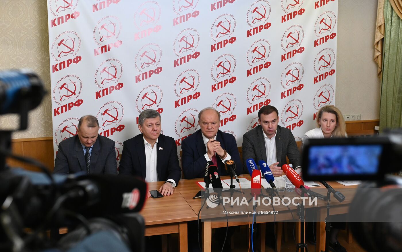 Работа штабов политических партий по контролю за выборами