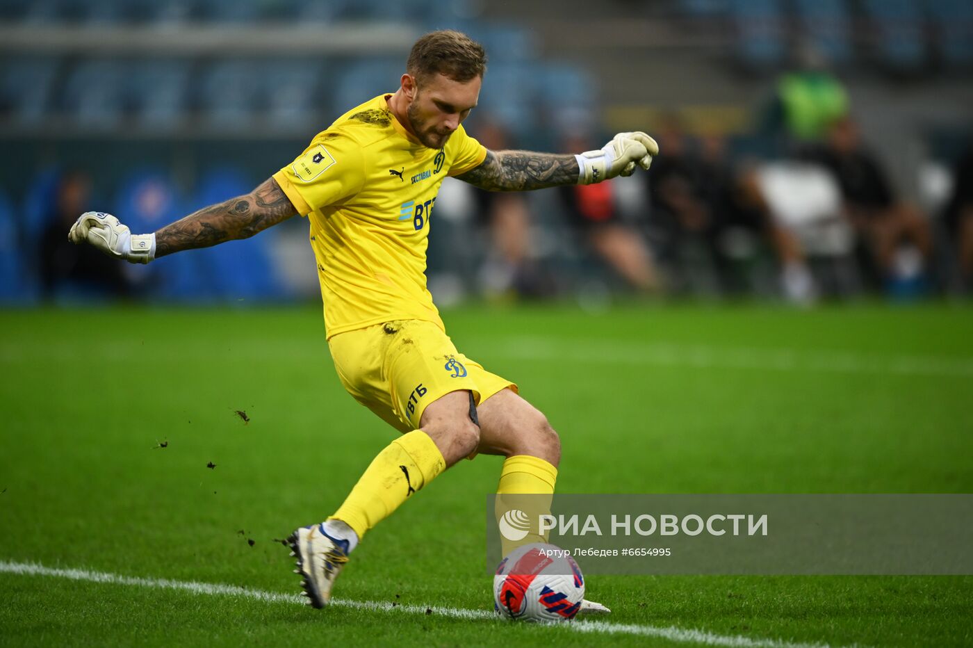 Футбол. РПЛ. Матч "Сочи" - "Динамо"