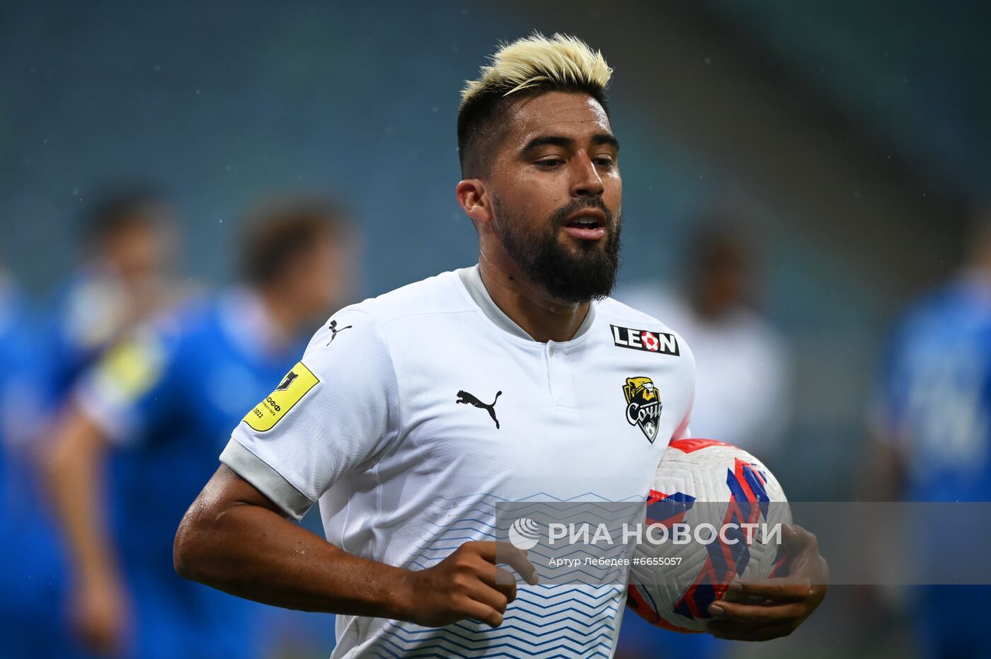 Футбол. РПЛ. Матч "Сочи" - "Динамо"