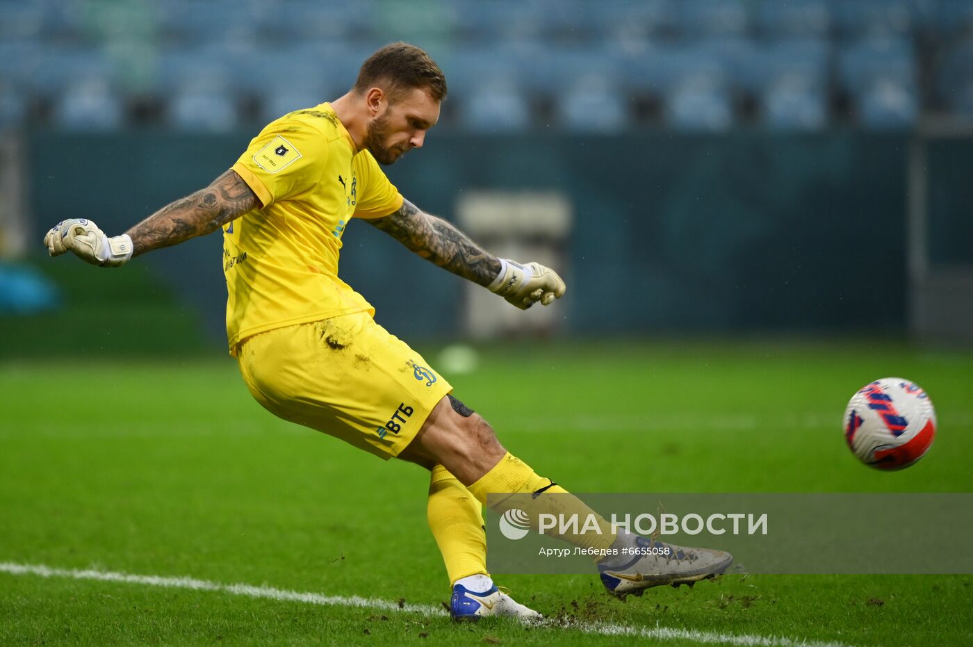 Футбол. РПЛ. Матч "Сочи" - "Динамо"