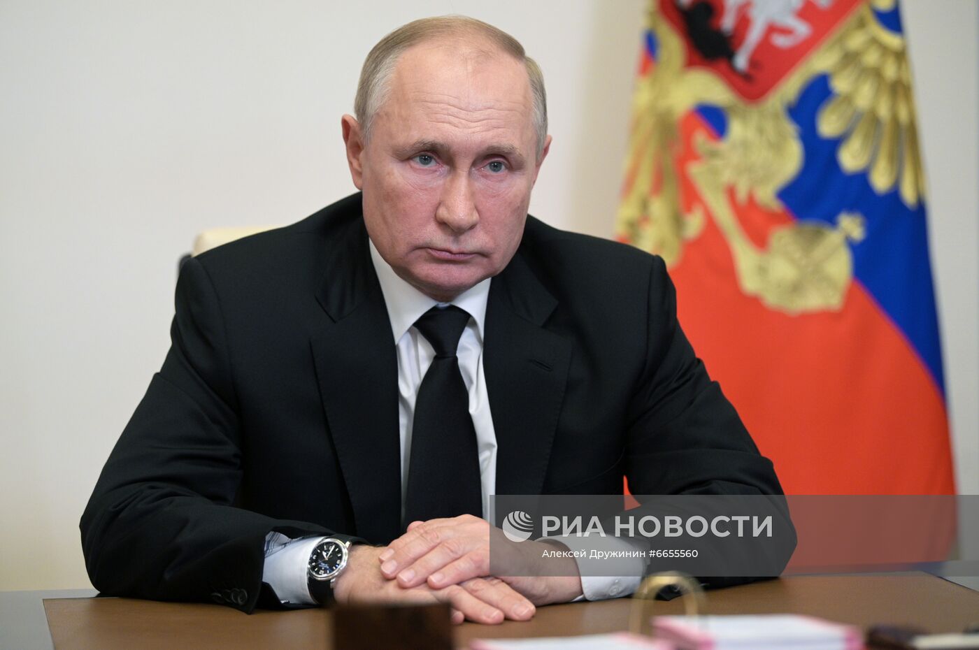 Президент РФ В. Путин встретился по видеосвязи с главой Центризбиркома Э. Памфиловой