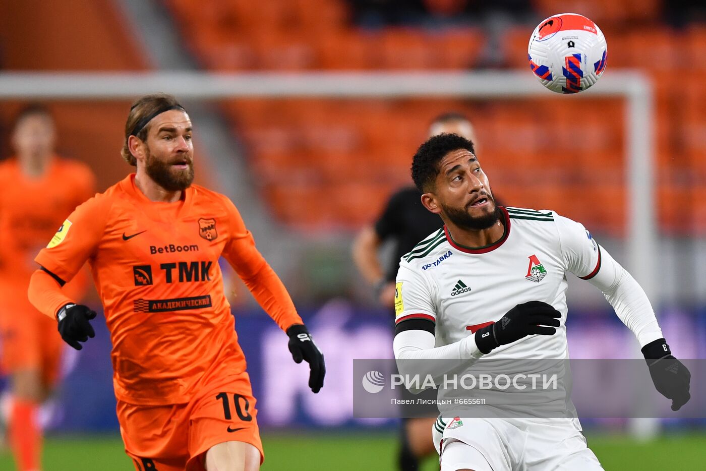 Футбол. РПЛ. Матч "Урал" - "Локомотив"