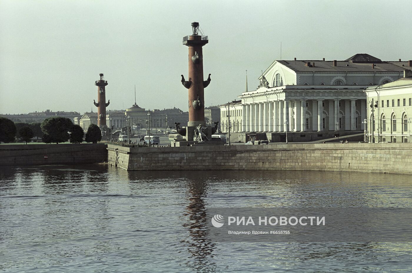 Стрелка Васильевского острова в Ленинграде