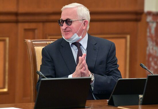 Премьер-министр РФ М. Мишустин провел встречу с членами бюро правления РСПП