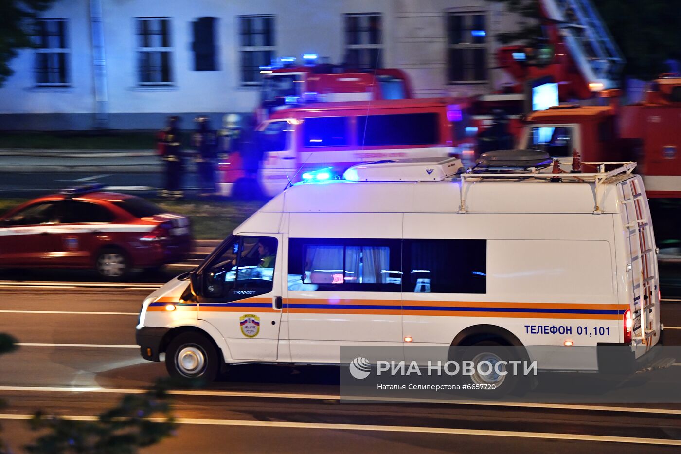 Пожар в общежитии Военного университета Минобороны РФ в Москве