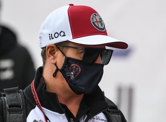 Автоспорт. Формула 1. Гран-при России. Свободные заезды. Первая сессия