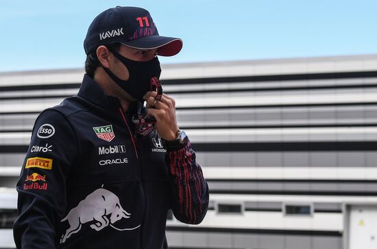 Автоспорт. Формула 1. Гран-при России. Свободные заезды. Первая сессия