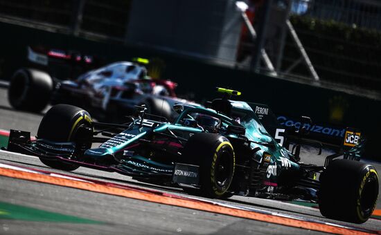 Автоспорт. Формула 1. Гран-при России. Свободные заезды. Первая сессия