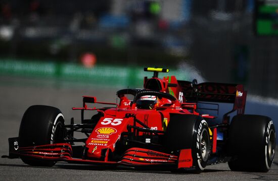 Автоспорт. Формула 1. Гран-при России. Свободные заезды. Первая сессия