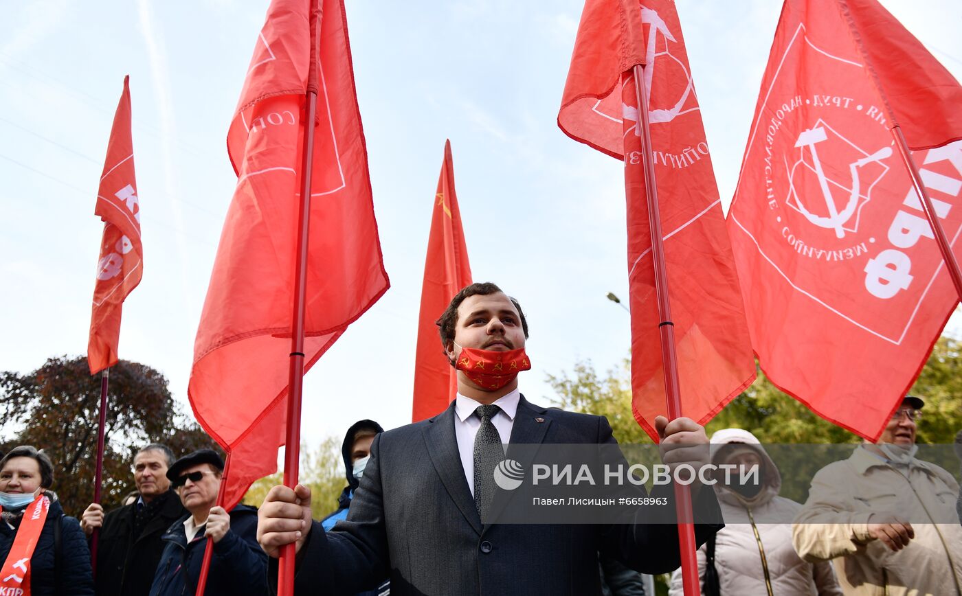 Акции за пересмотр итогов выборов в Госдуму в регионах России