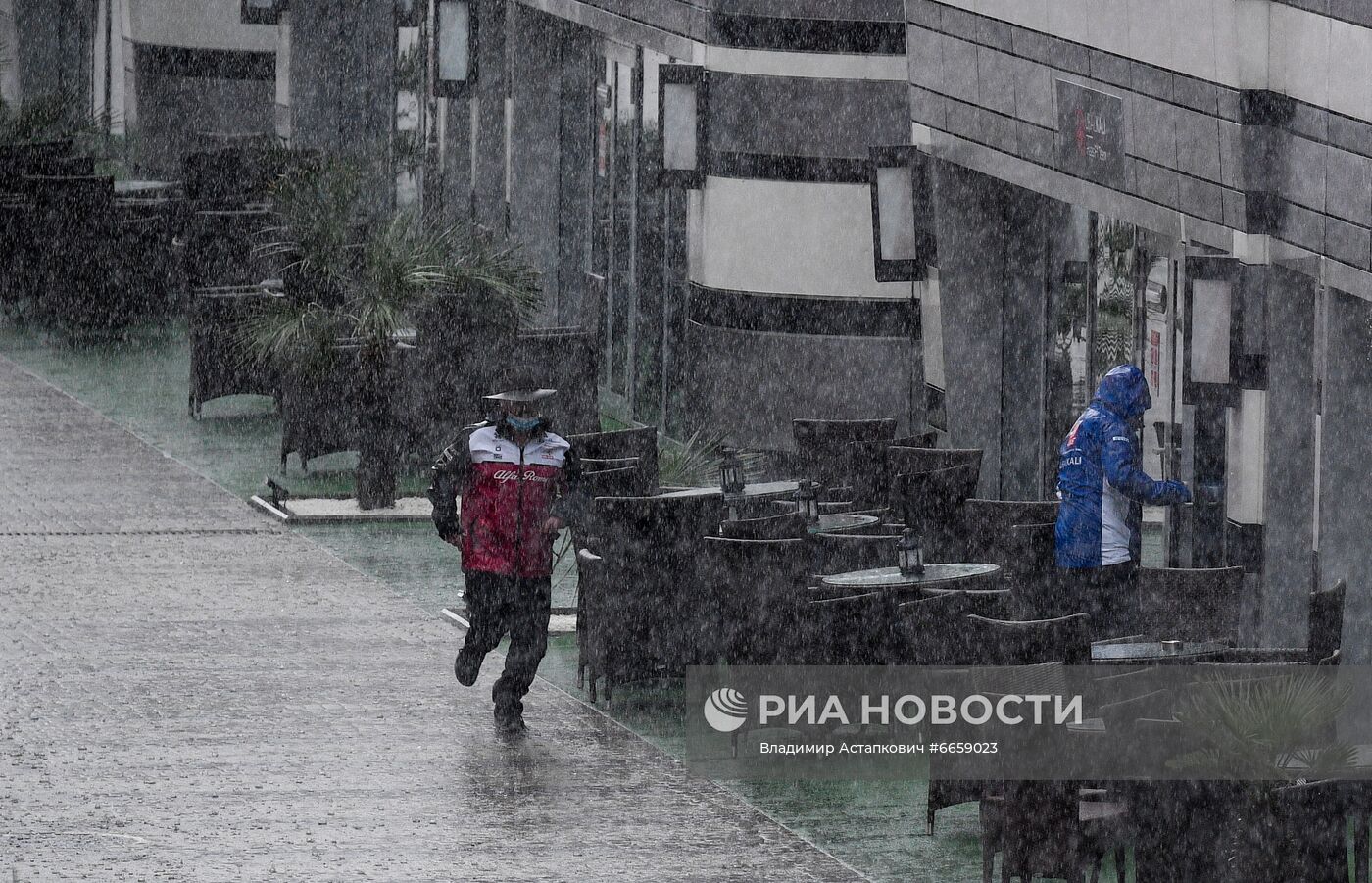 Из-за дождя отменены мероприятия Гран-при России