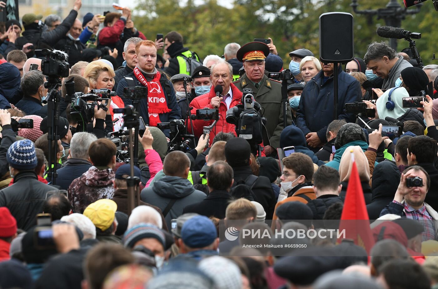 Несанкционированная акция за пересмотр итогов выборов в Госдуму