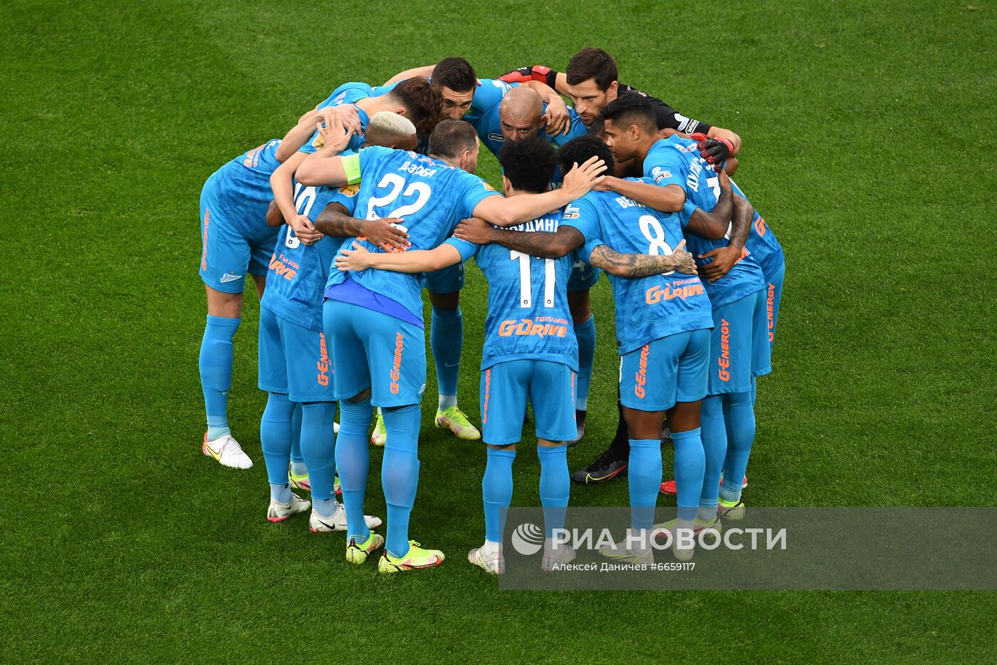 Футбол. РПЛ. Матч "Зенит" - "Крылья Советов"