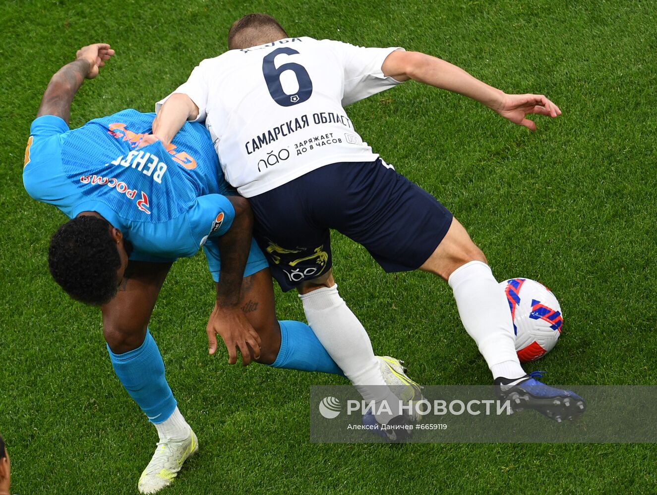 Футбол. РПЛ. Матч "Зенит" - "Крылья Советов"