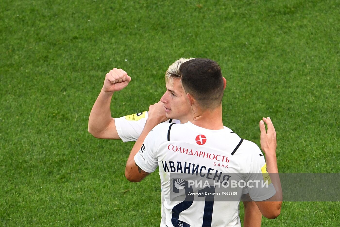 Футбол. РПЛ. Матч "Зенит" - "Крылья Советов"