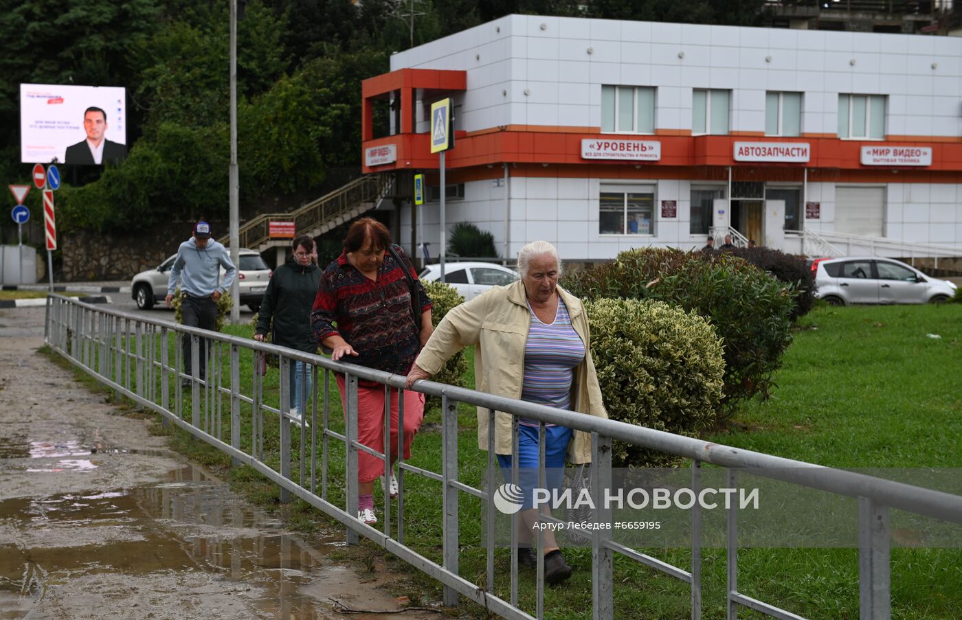 Последствия ливня в Сочи