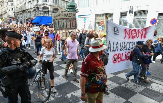 Протесты в Париже