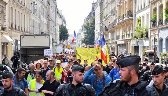 Протесты в Париже