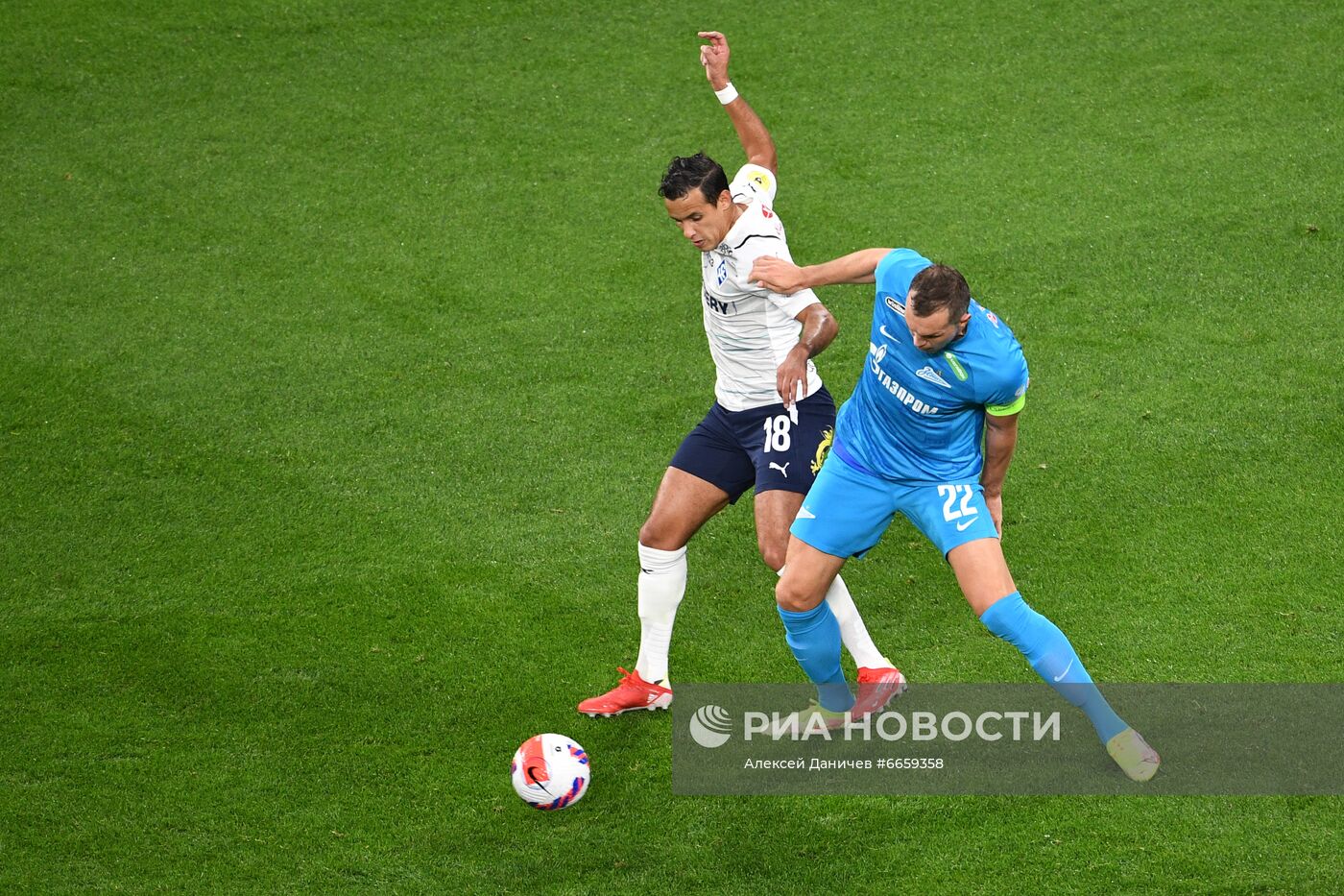 Футбол. РПЛ. Матч "Зенит" - "Крылья Советов"
