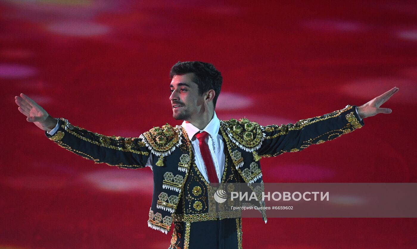 Гала-шоу "Влюбленные в фигурное катание" 