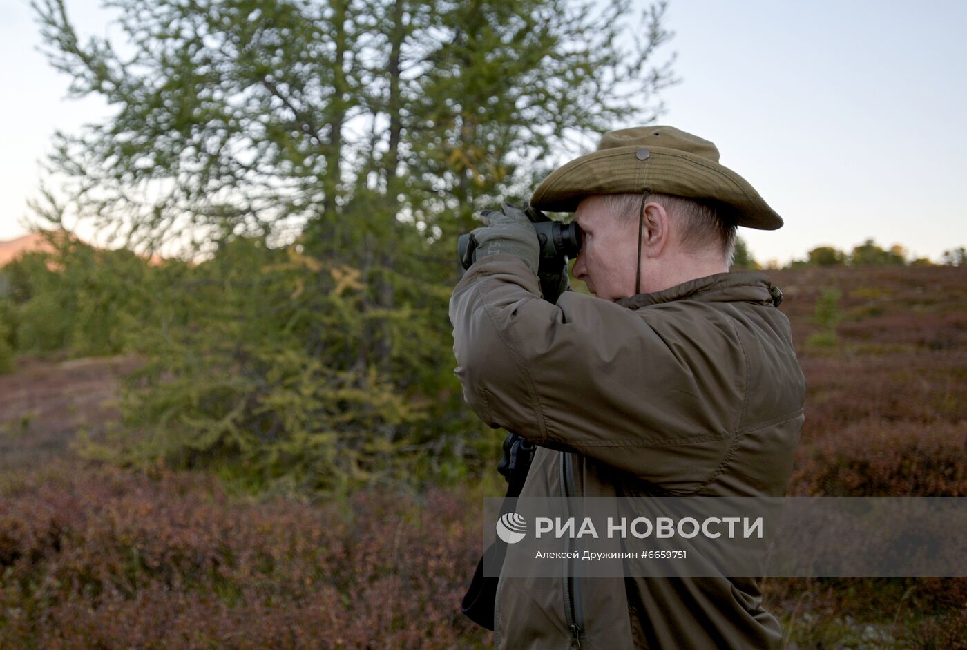 Отдых президента РФ В. Путина в Сибири