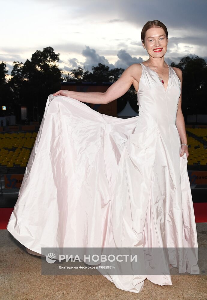 Торжественная церемония закрытия 32-го фестиваля российского кино "Кинотавр"