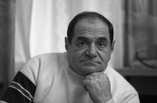 Кооператор Б. Школянский