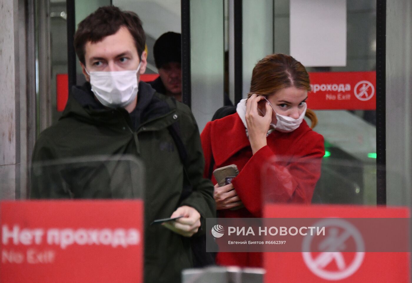 В московском транспорте усилили контроль за соблюдением масочного режима