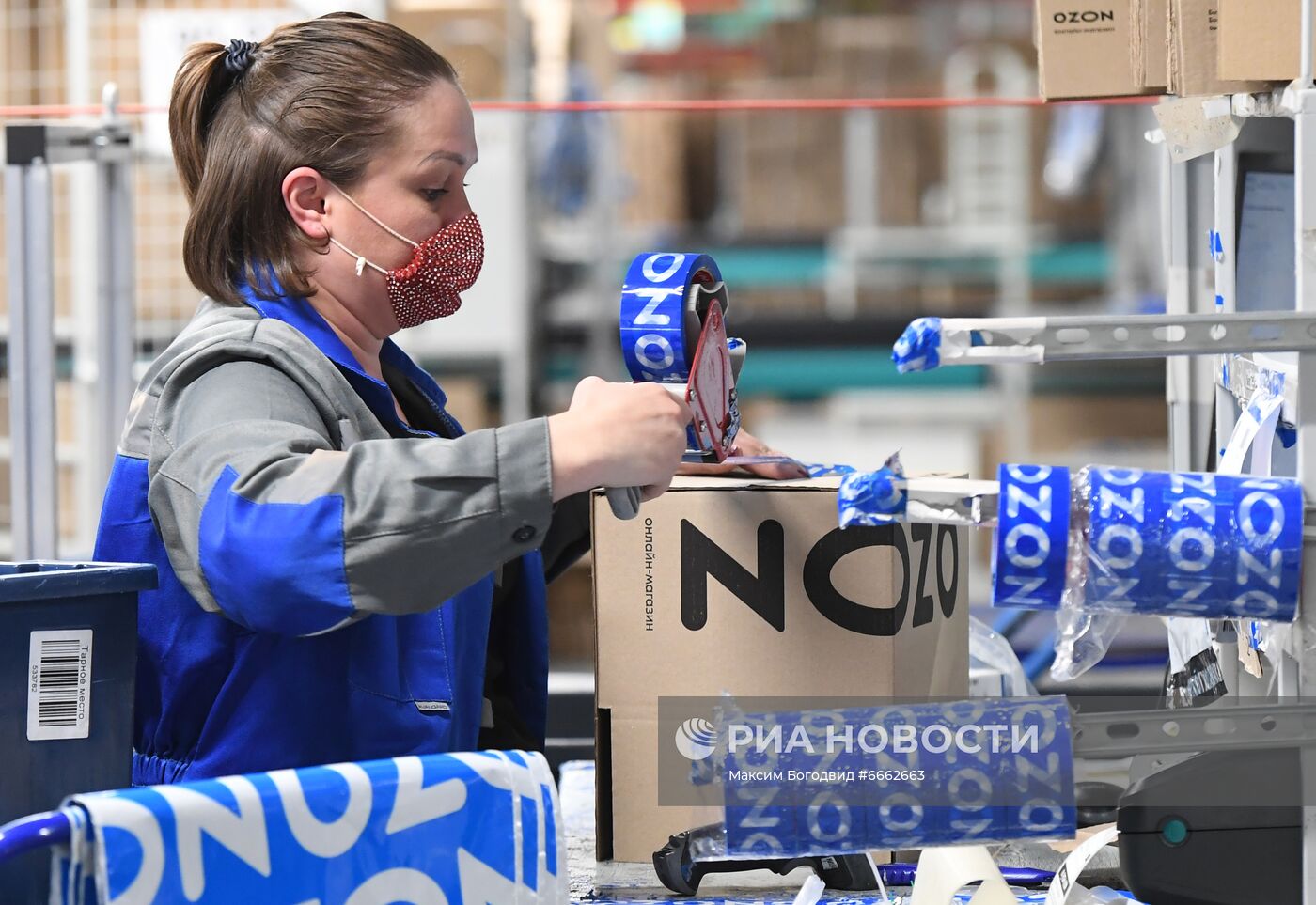 Открытие логистического центра интернет-магазина Ozon в Казани