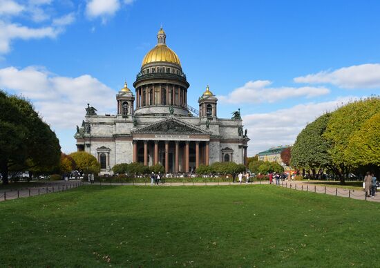 Исаакиевский собор в Санкт-Петербурге, где пройдет венчание потомка династии Романовых