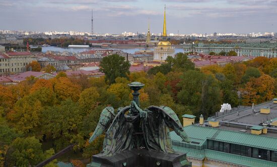 Исаакиевский собор в Санкт-Петербурге, где пройдет венчание потомка династии Романовых